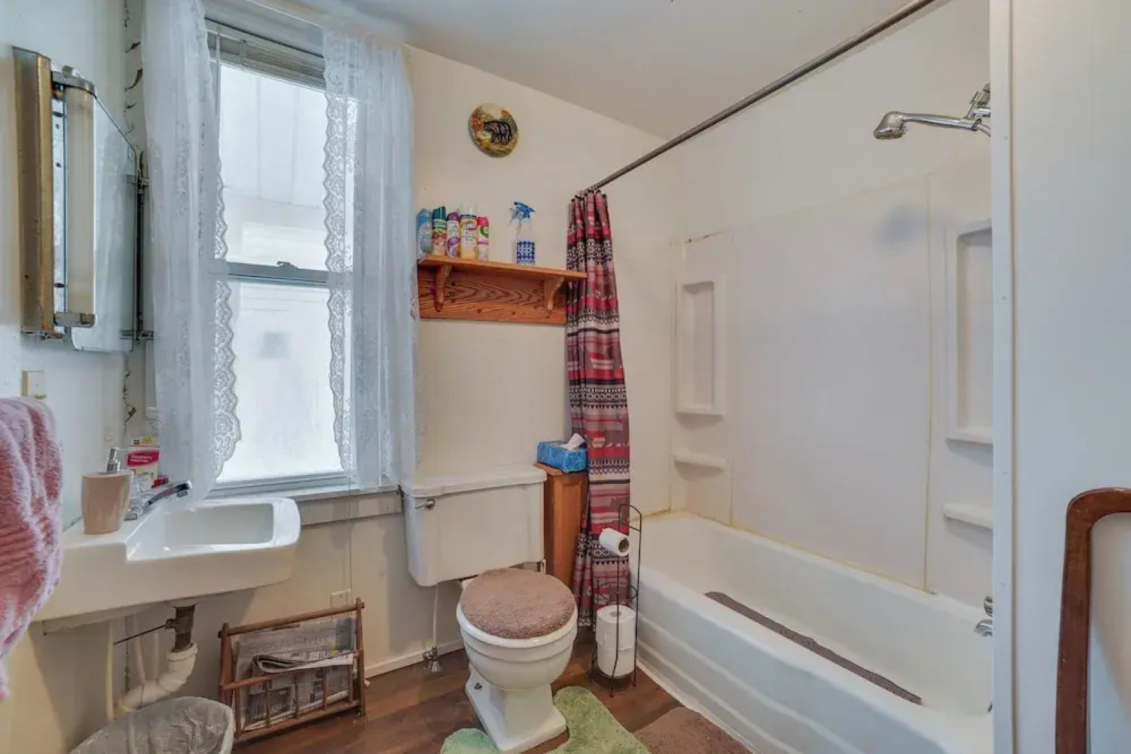 Historic Houghton Lake Getaway Near Shoreline