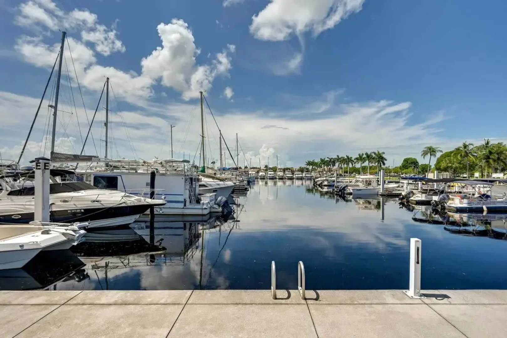 Studio w/ Marina Views: 15 Mi To Everglades!