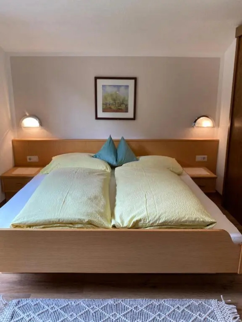 Aparts Handle und Haus Bergblick