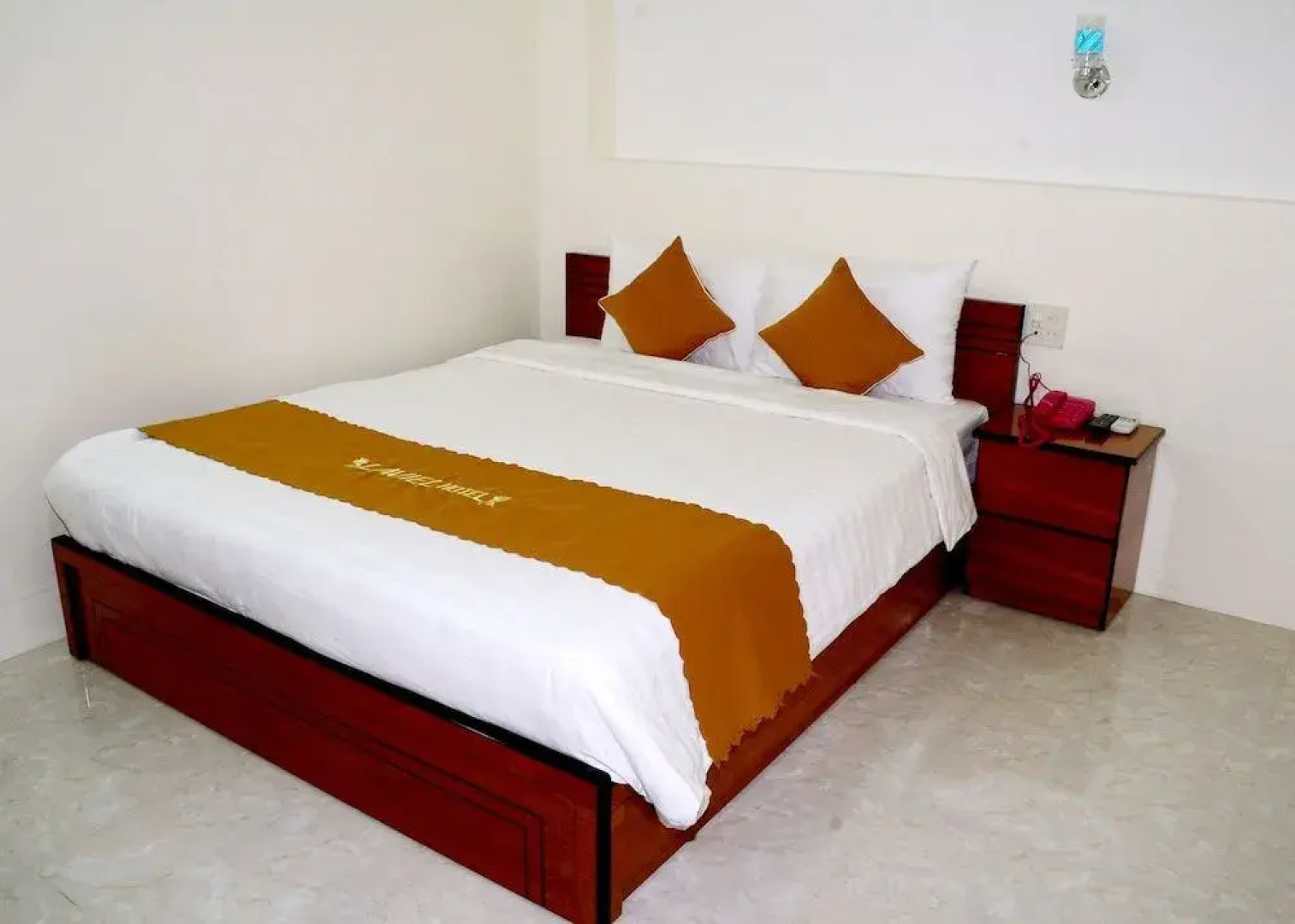 Oyo 753 Bright Moon Hotel