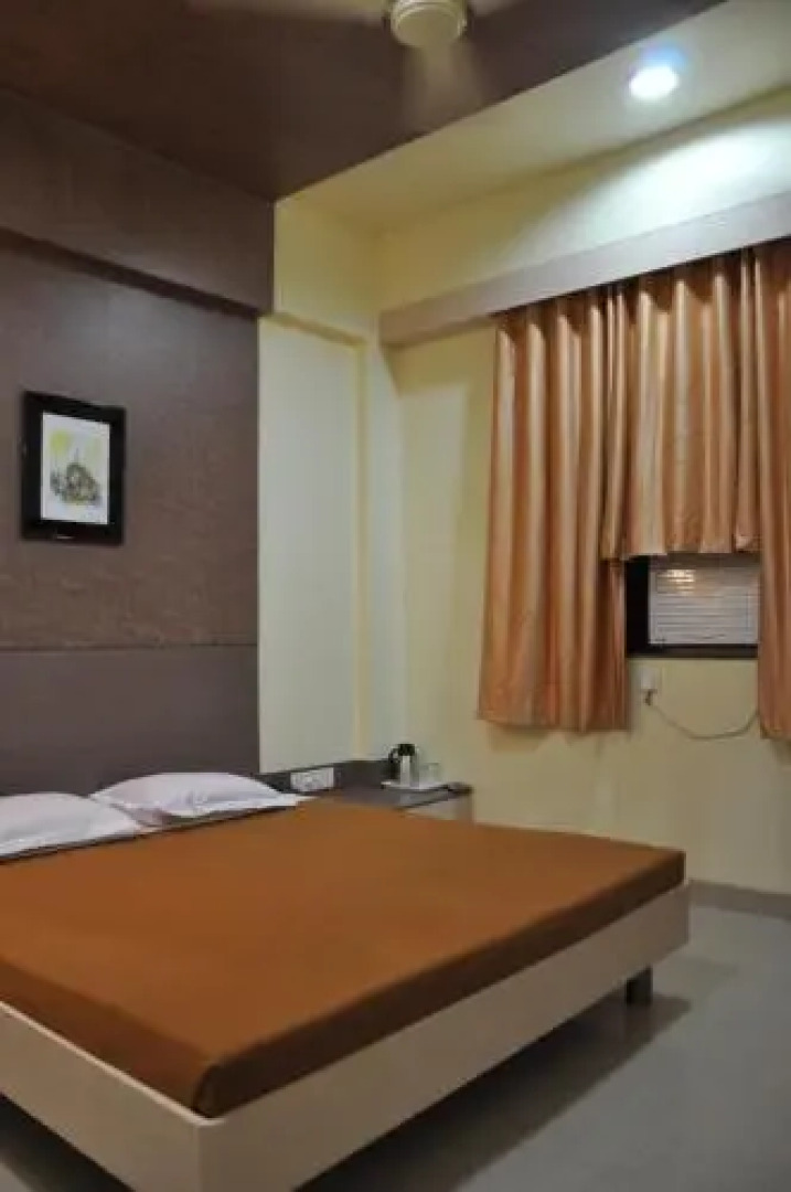 Hotel Tushar Executive