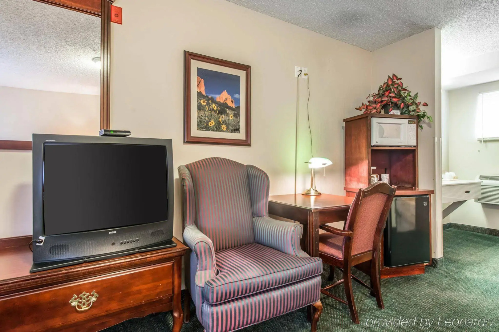 Quality Inn & Suites Manitou Springs at Pikes Peak