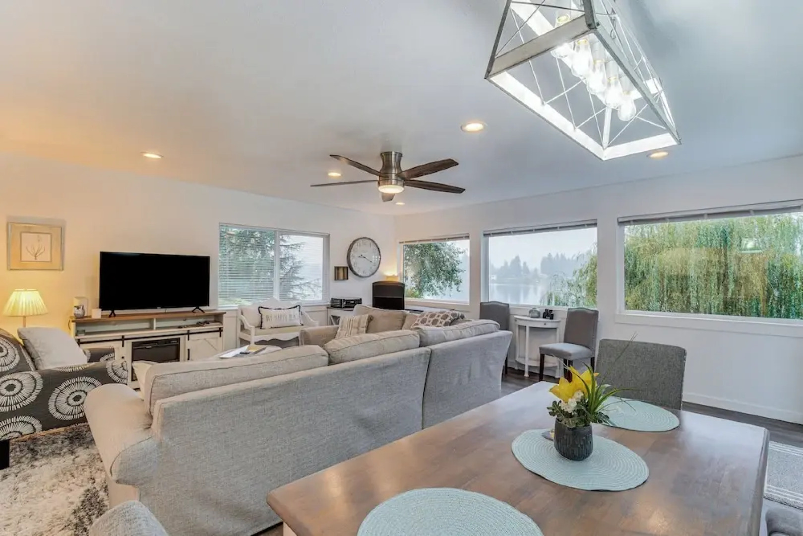 Spanaway Lakefront House: Dock, Fire Pit