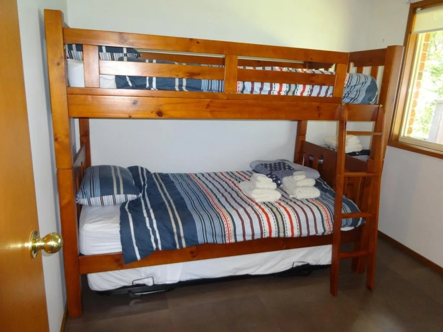 Kingfisher LakeHouse