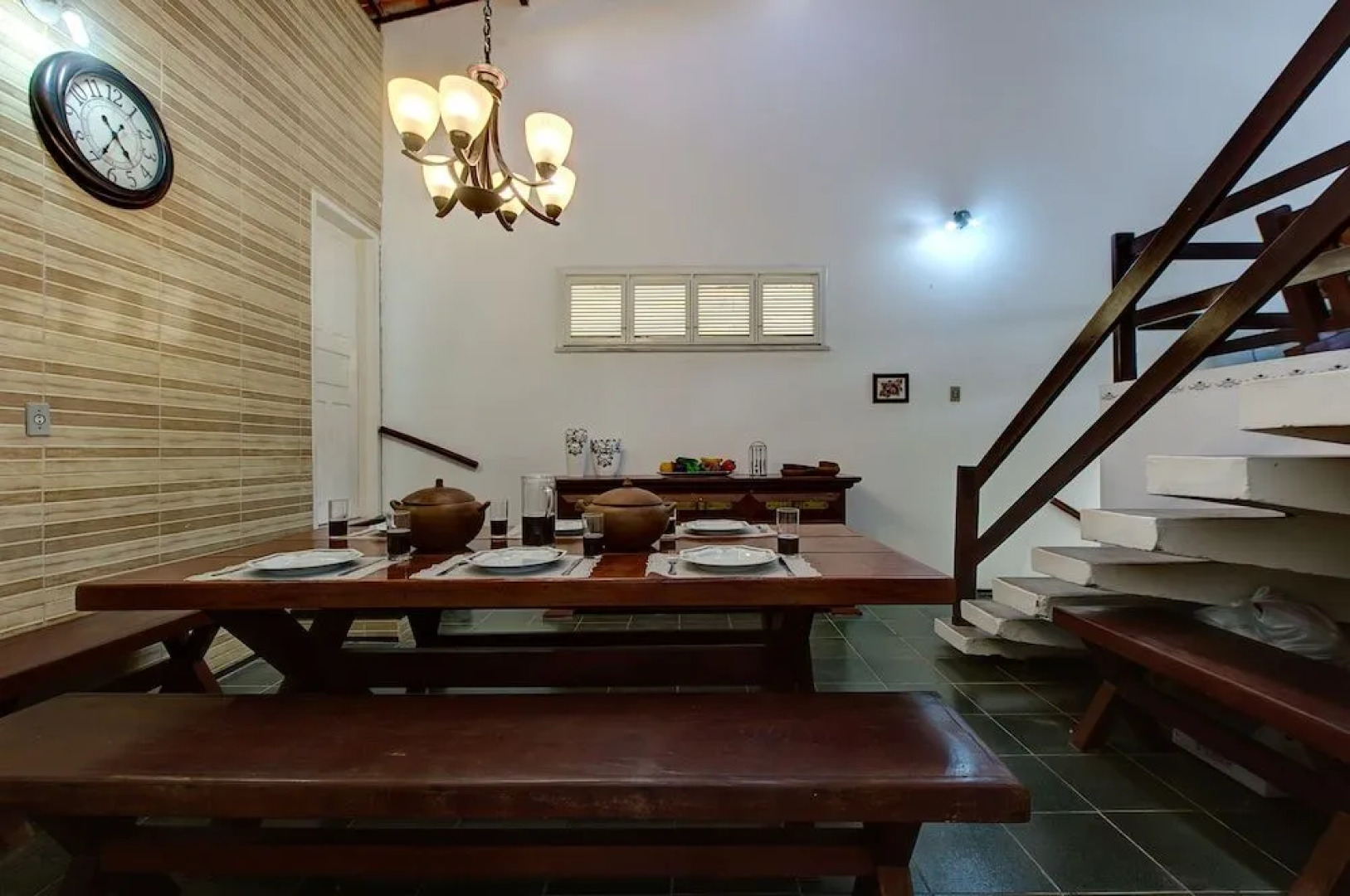 Casa com piscina privativa perto do mar