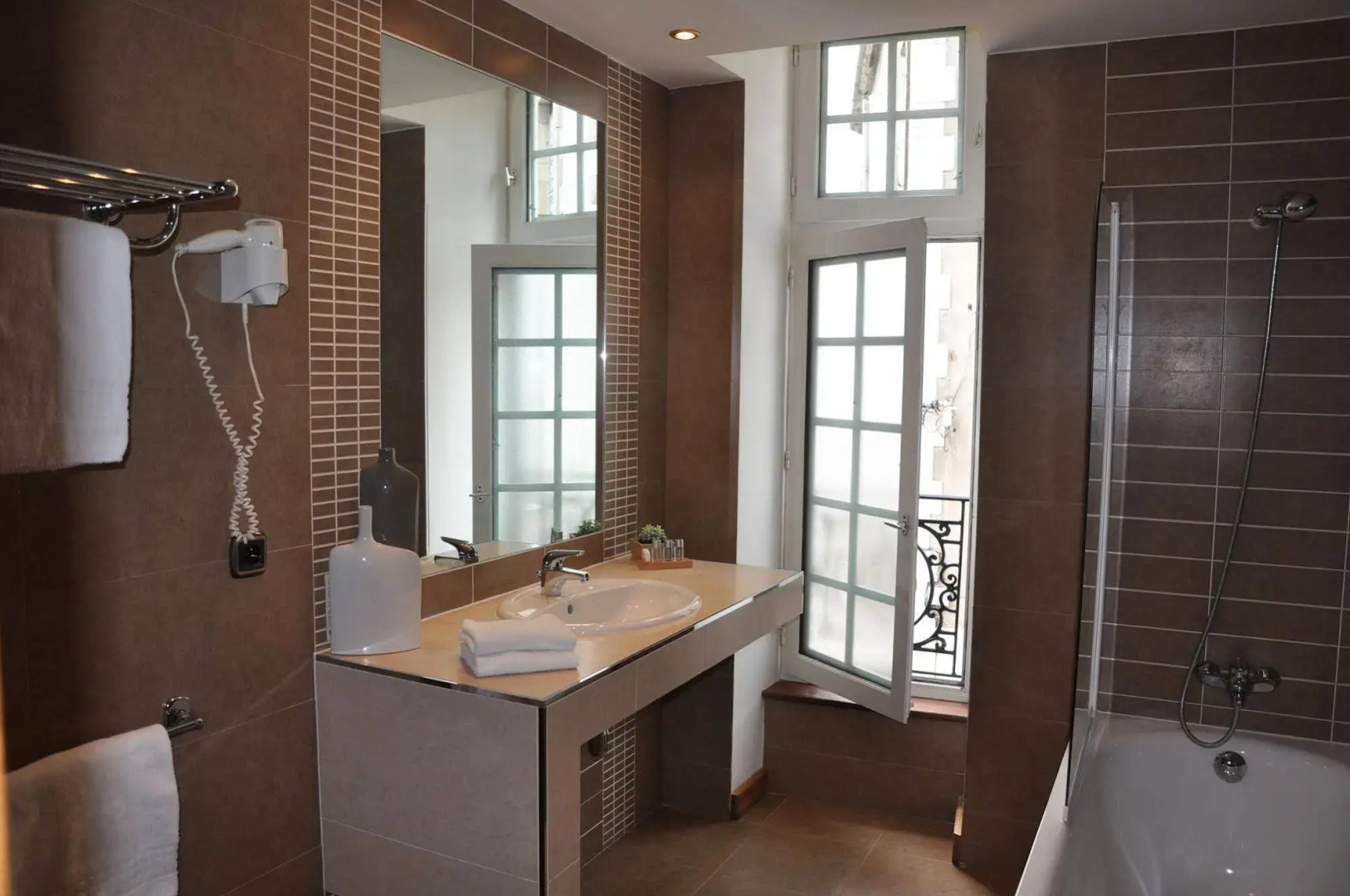 The Originals City, Hôtel La Reine Jeanne, Orthez (Inter-Hotel)