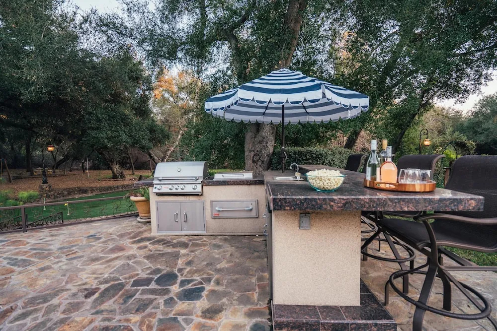 Oak Manor - Callaway