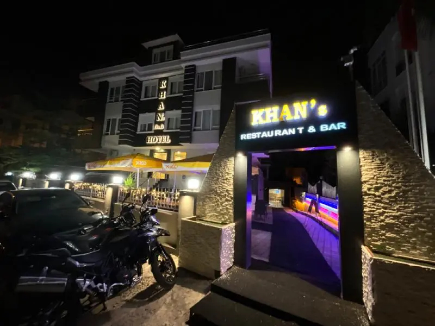 Khan's B&b Hotel