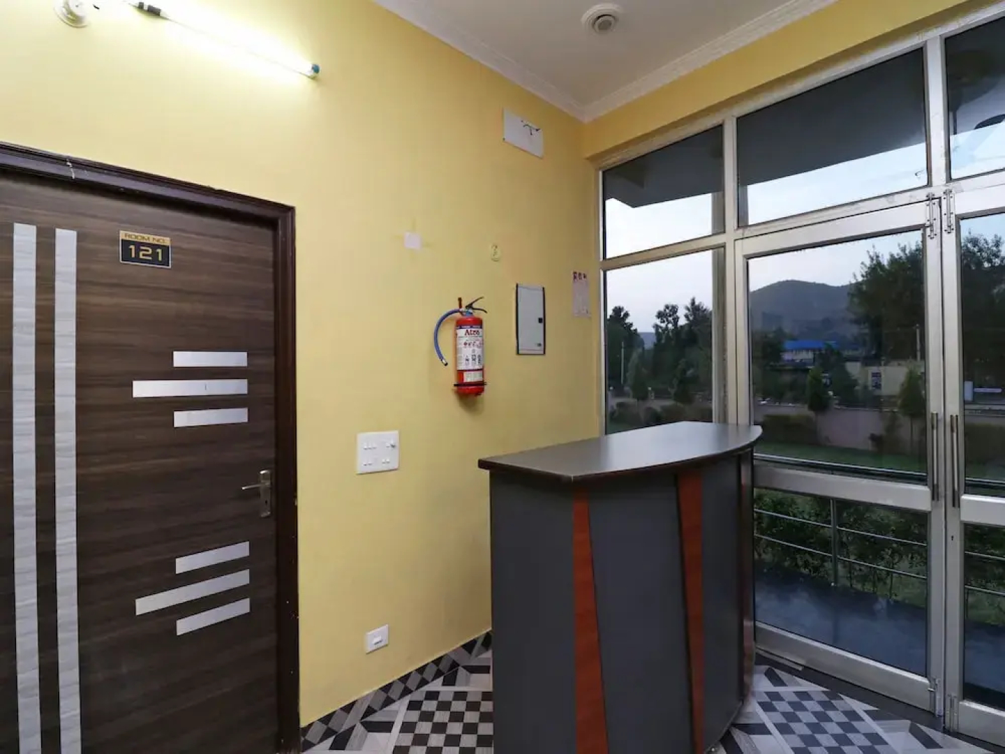 OYO 22954 Hotel Moonlight