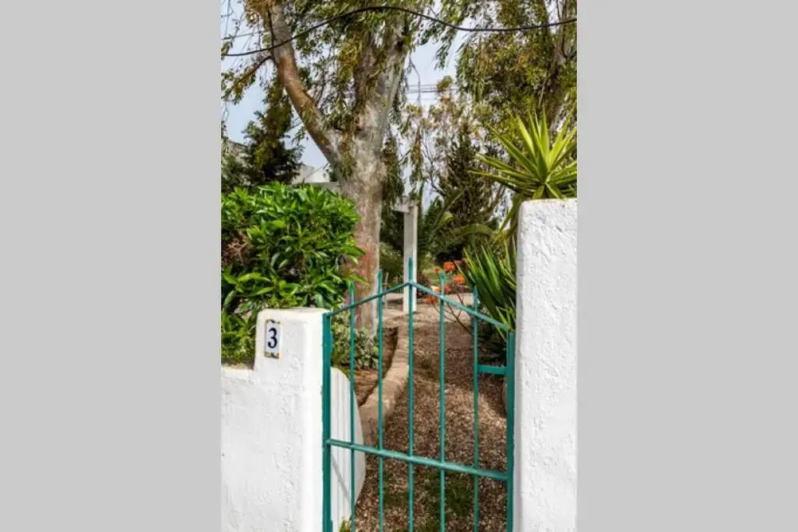 TurAlmeria - Casa Tranquila con Jardín y Aparcamiento privado