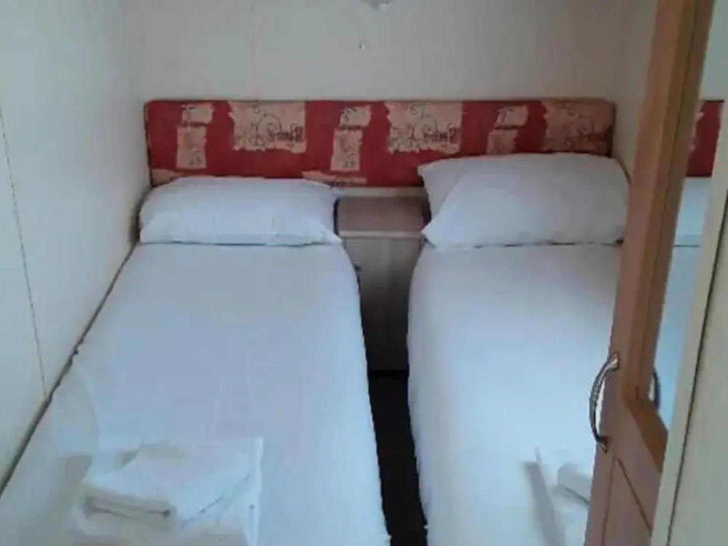 Spacious Holiday Home in Hastings Near Sea