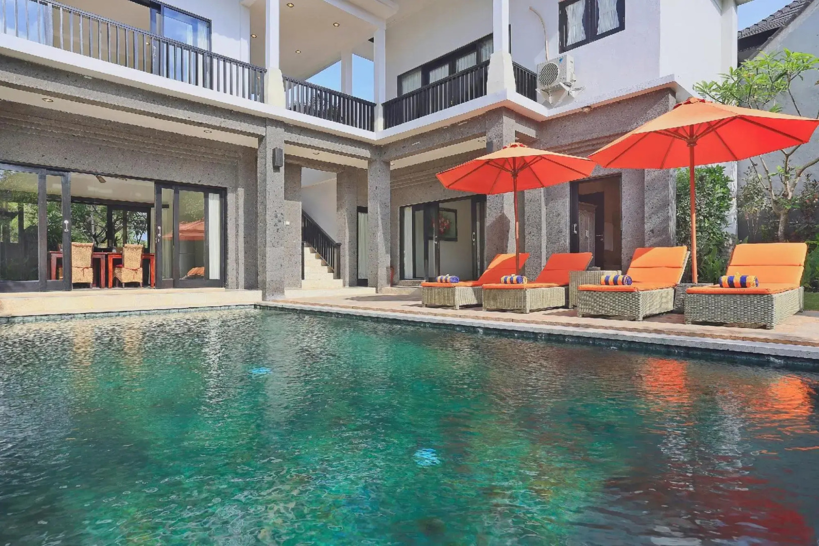 Swan Keramas Bali Villas