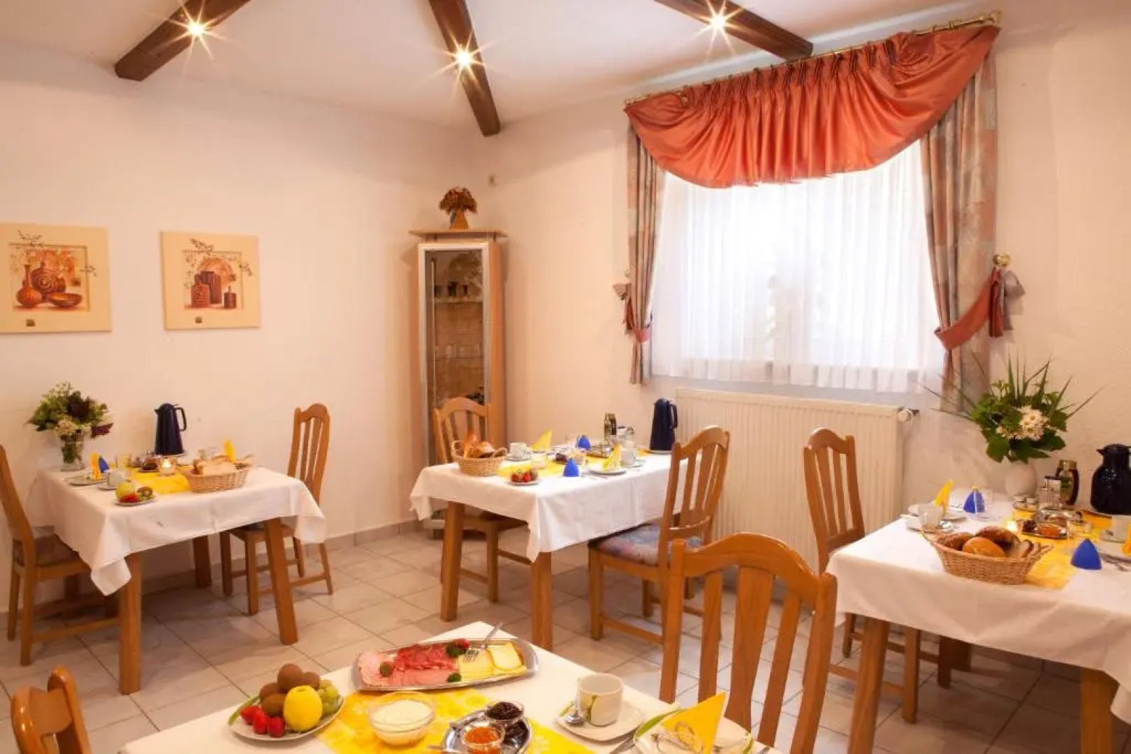 Ferienweingut Klaus Thiesen Gästezimmer und Apartments