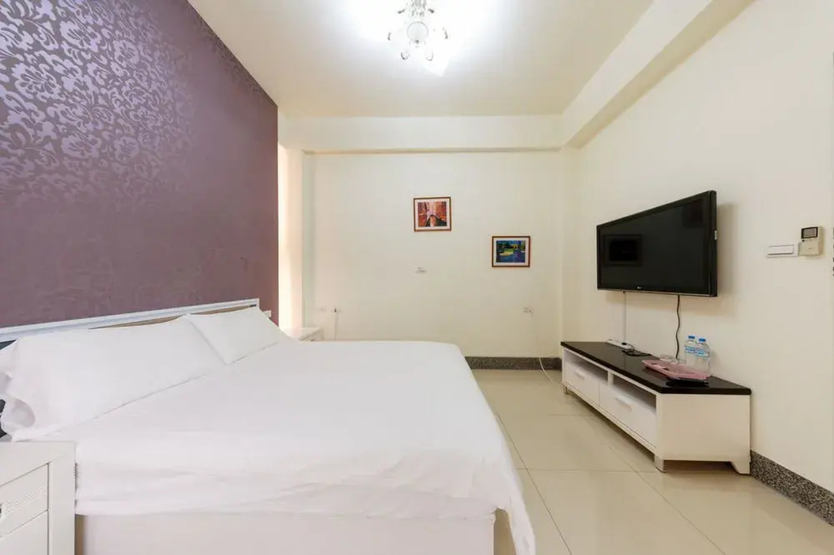 Playing Off 107 Bed and Breakfasts