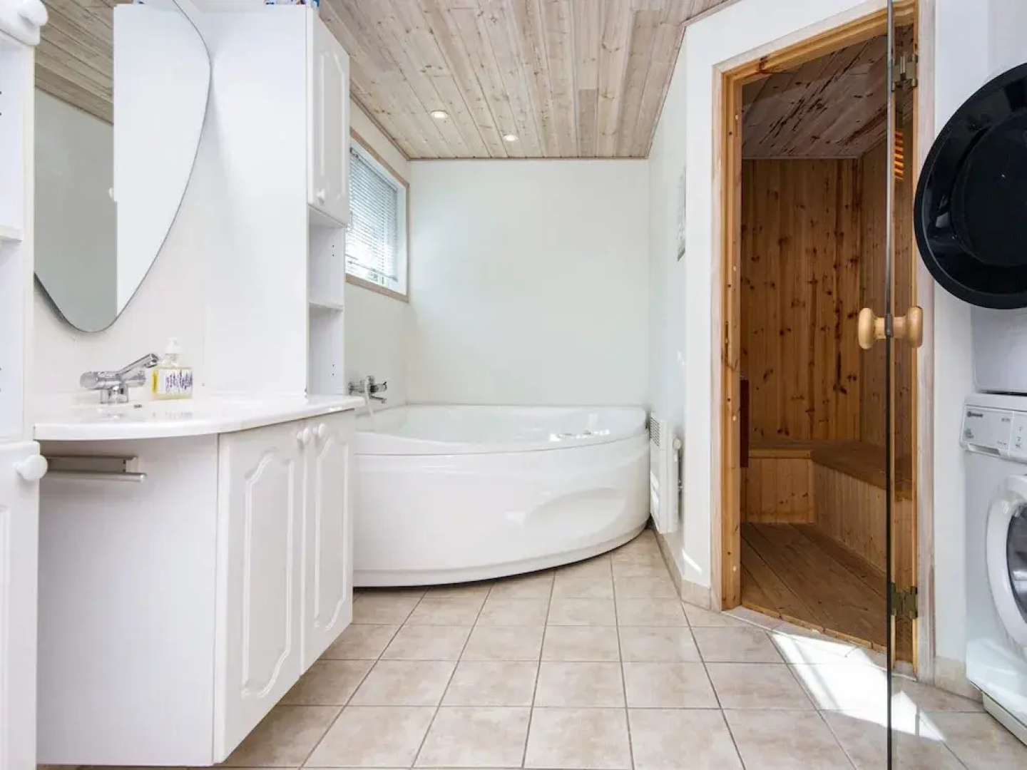 8 Person Holiday Home in Ebeltoft