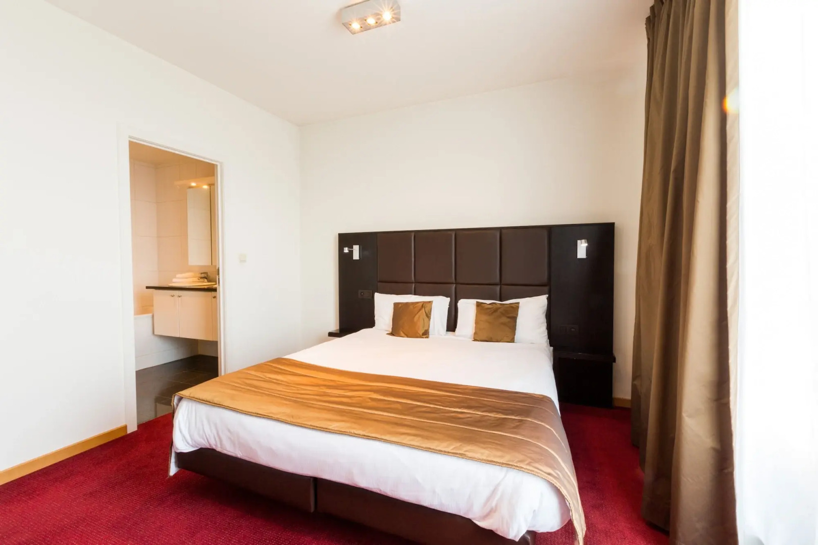 Diamant Suites Brussels EU (ex Premier Suites Brussels Lounge)