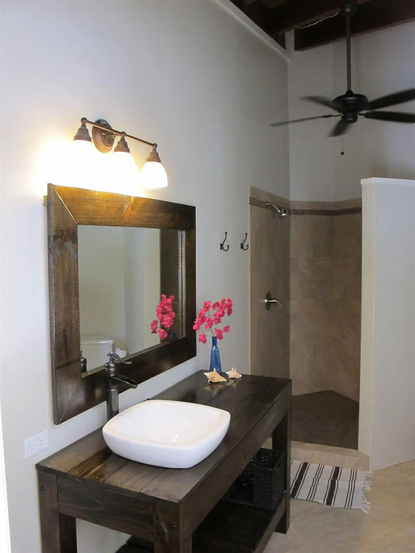 Two Sandals – A Boutique Hotel