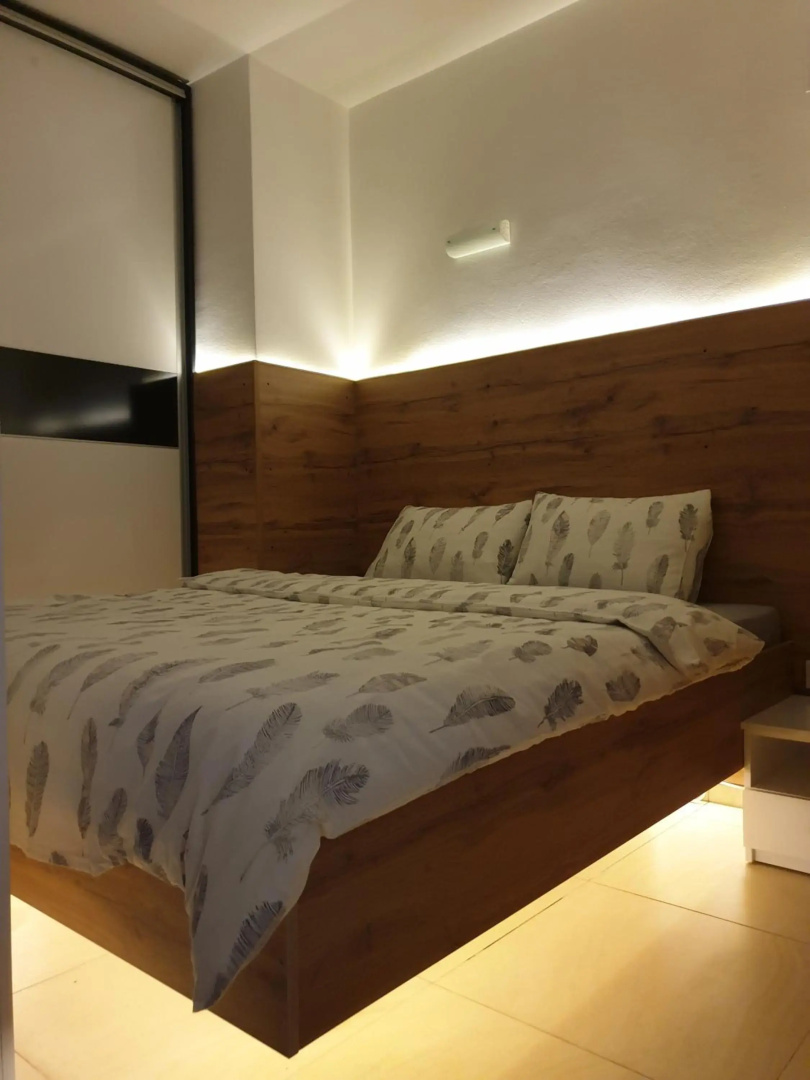 Sky Apartments Special