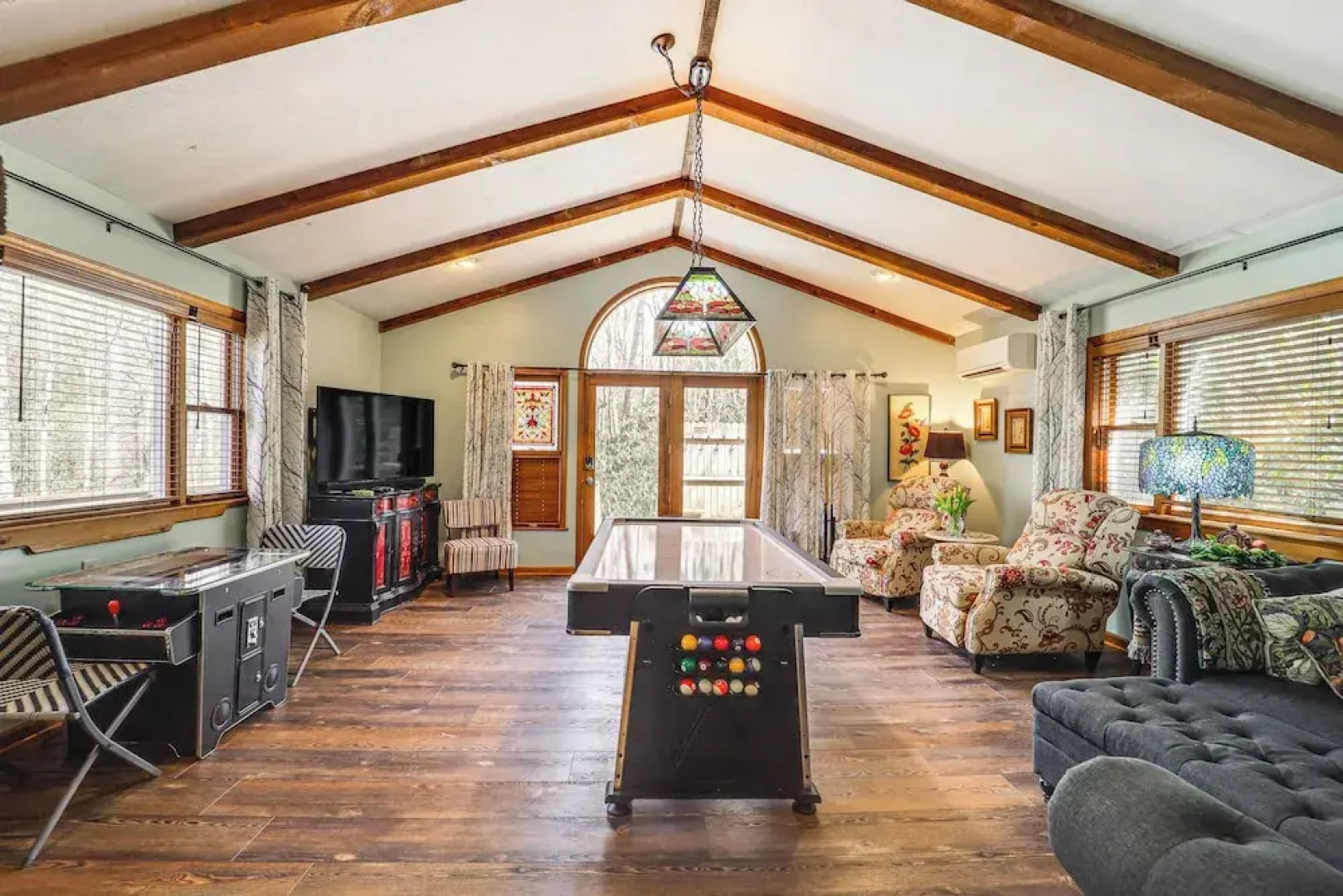 Private Blue Ridge Retreat: Hot Tub & Pool Table!