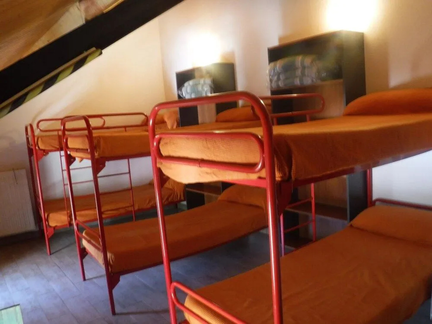 Albergue Valle de Arbas - Hostel