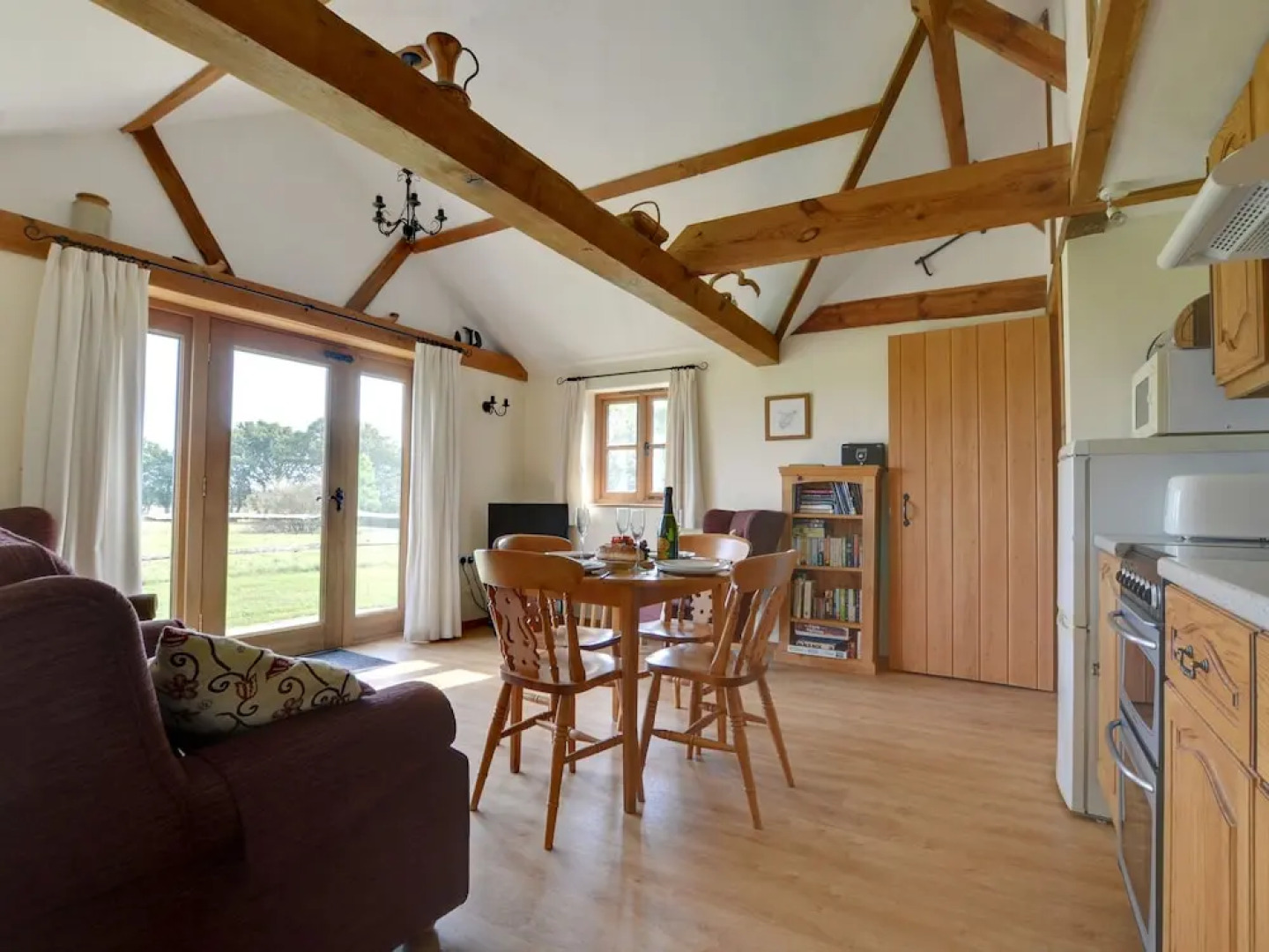 Lovely Holiday Home With Many Wooden Details in Nice Location