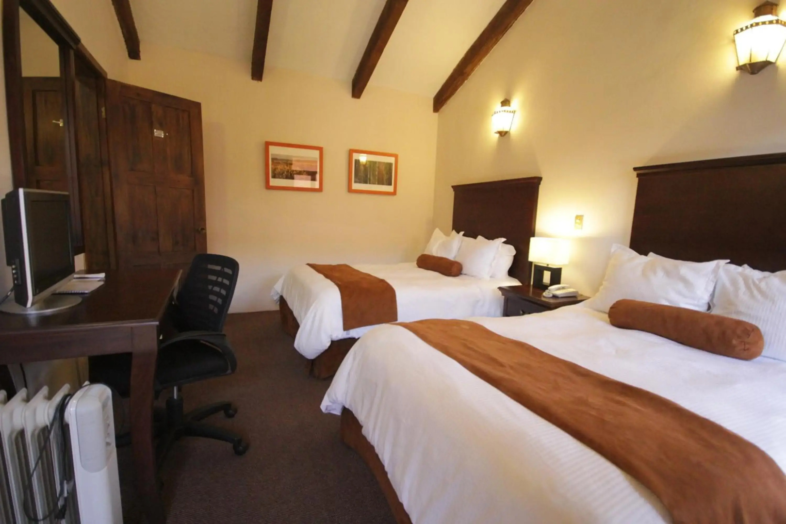 Casa Mexicana Hotel