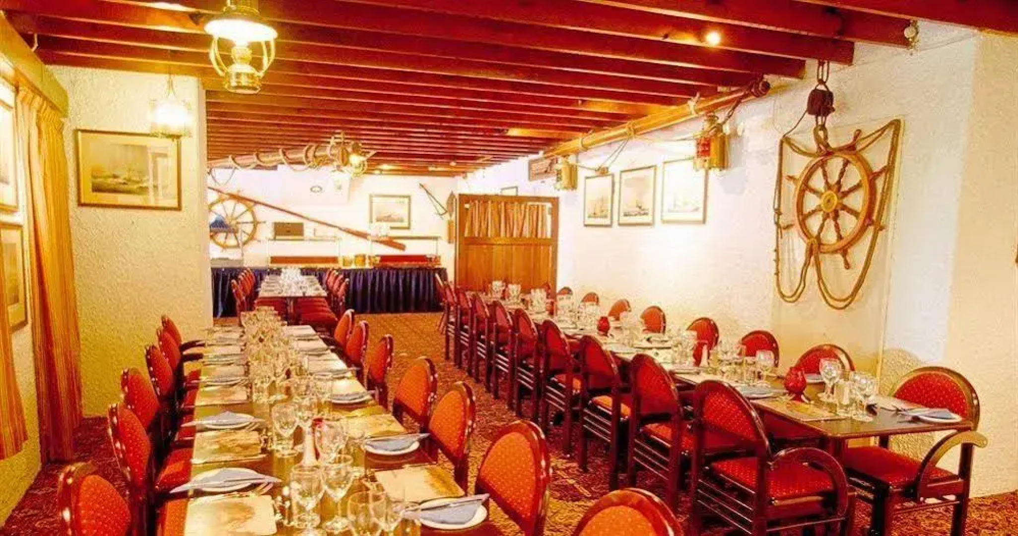 The White House Hotel