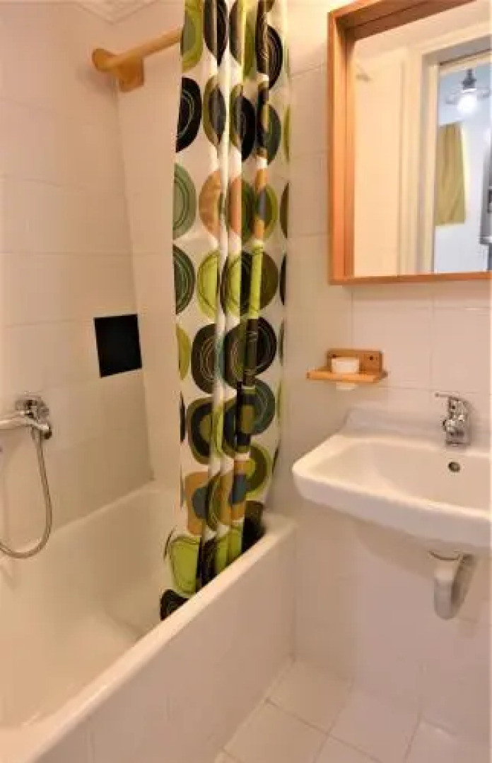 Meraki Apartments and Studios