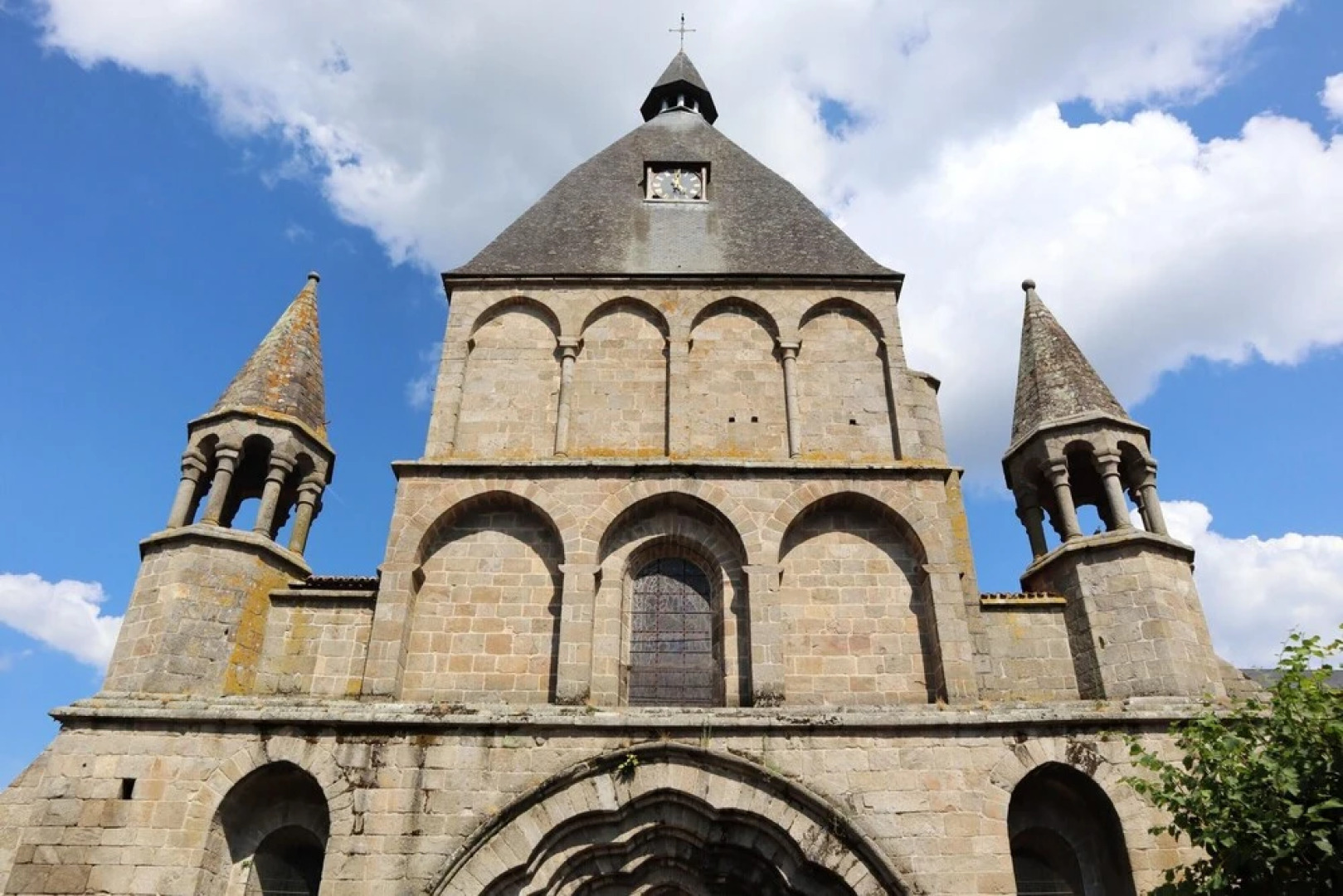 Studio in Le Dorat, With Wifi