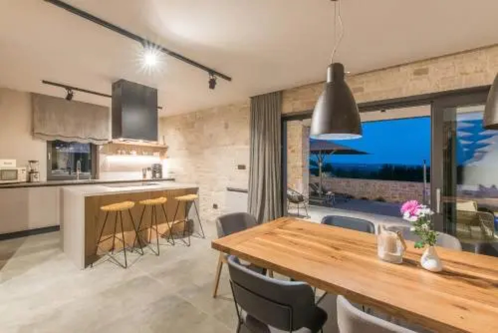 Exclusive Living Villas