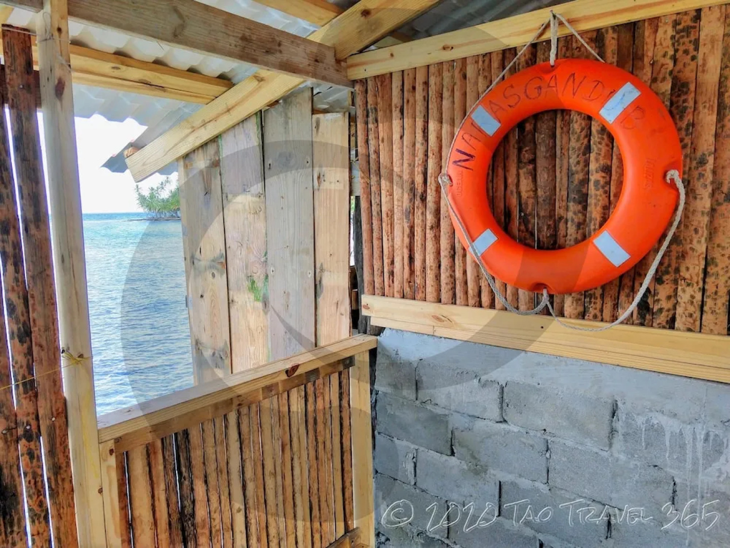 San Blas Private Beach Cabin