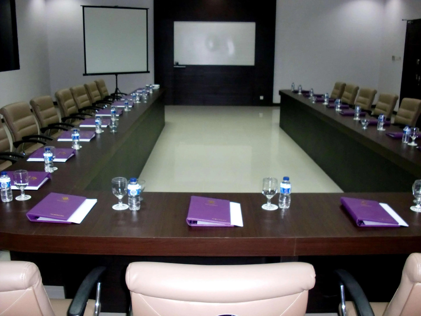 Kyriad Sadurengas Hotel