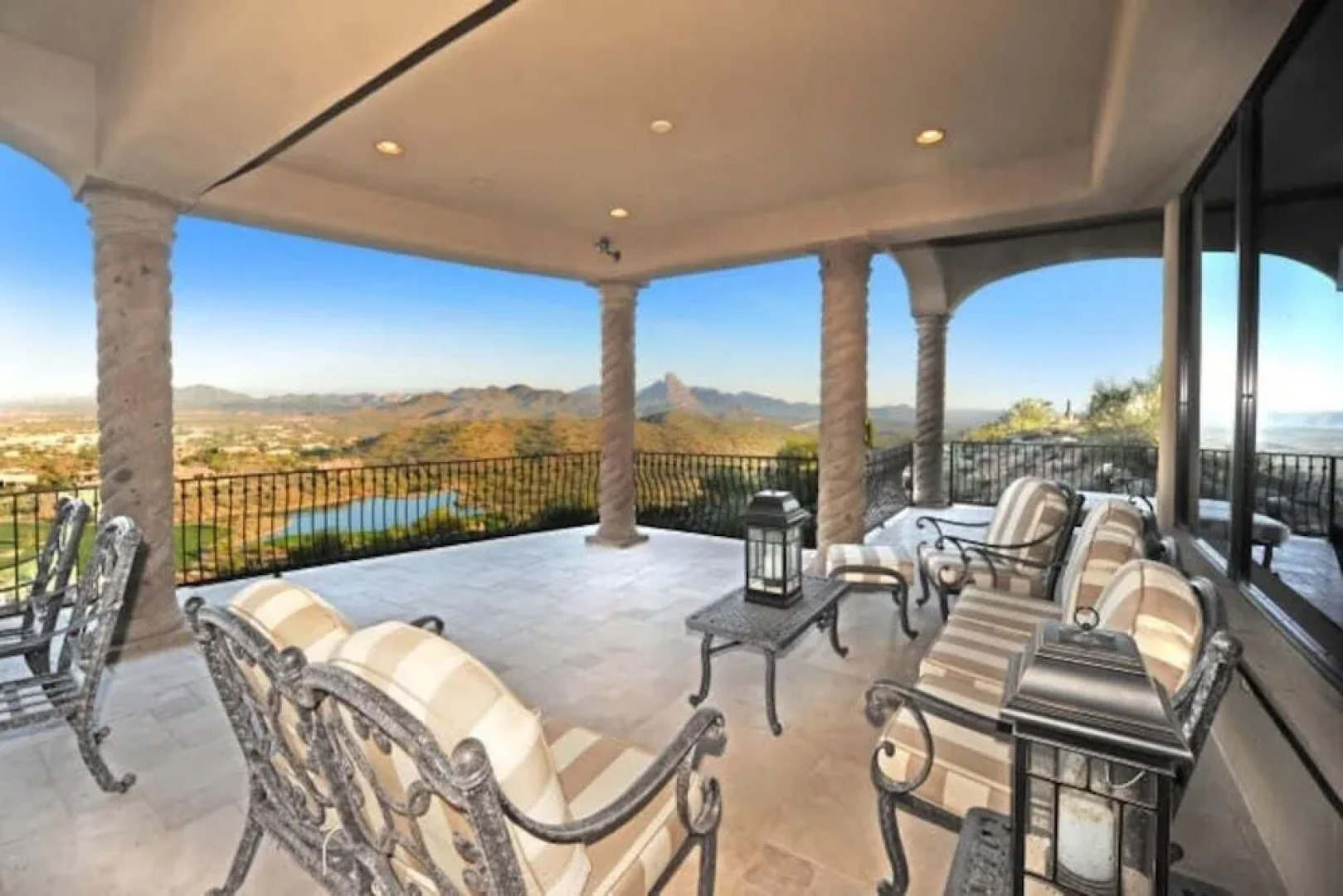 Tuscan Beauty With Incredible Views!