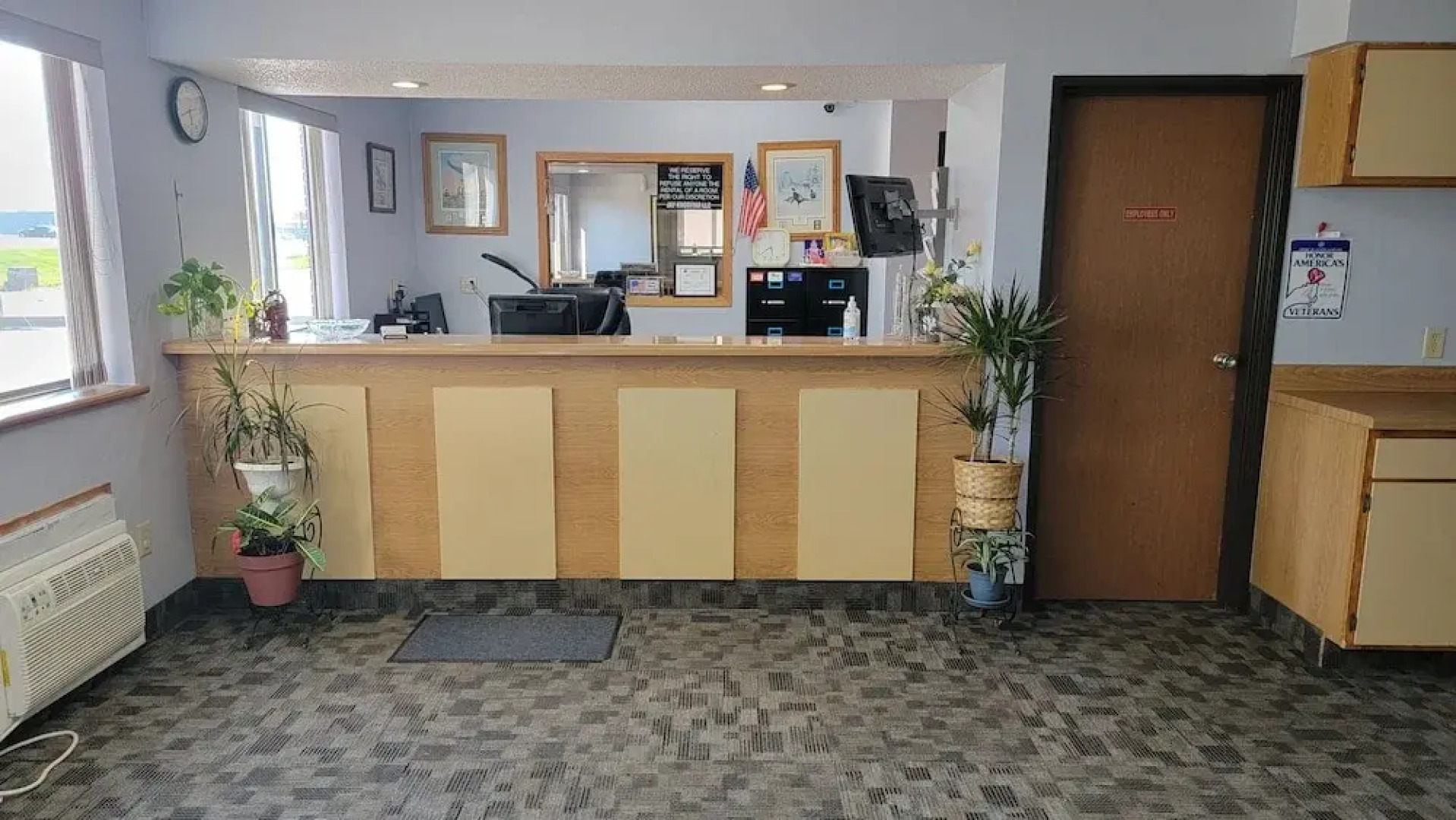 Wagner Lakeside Motel