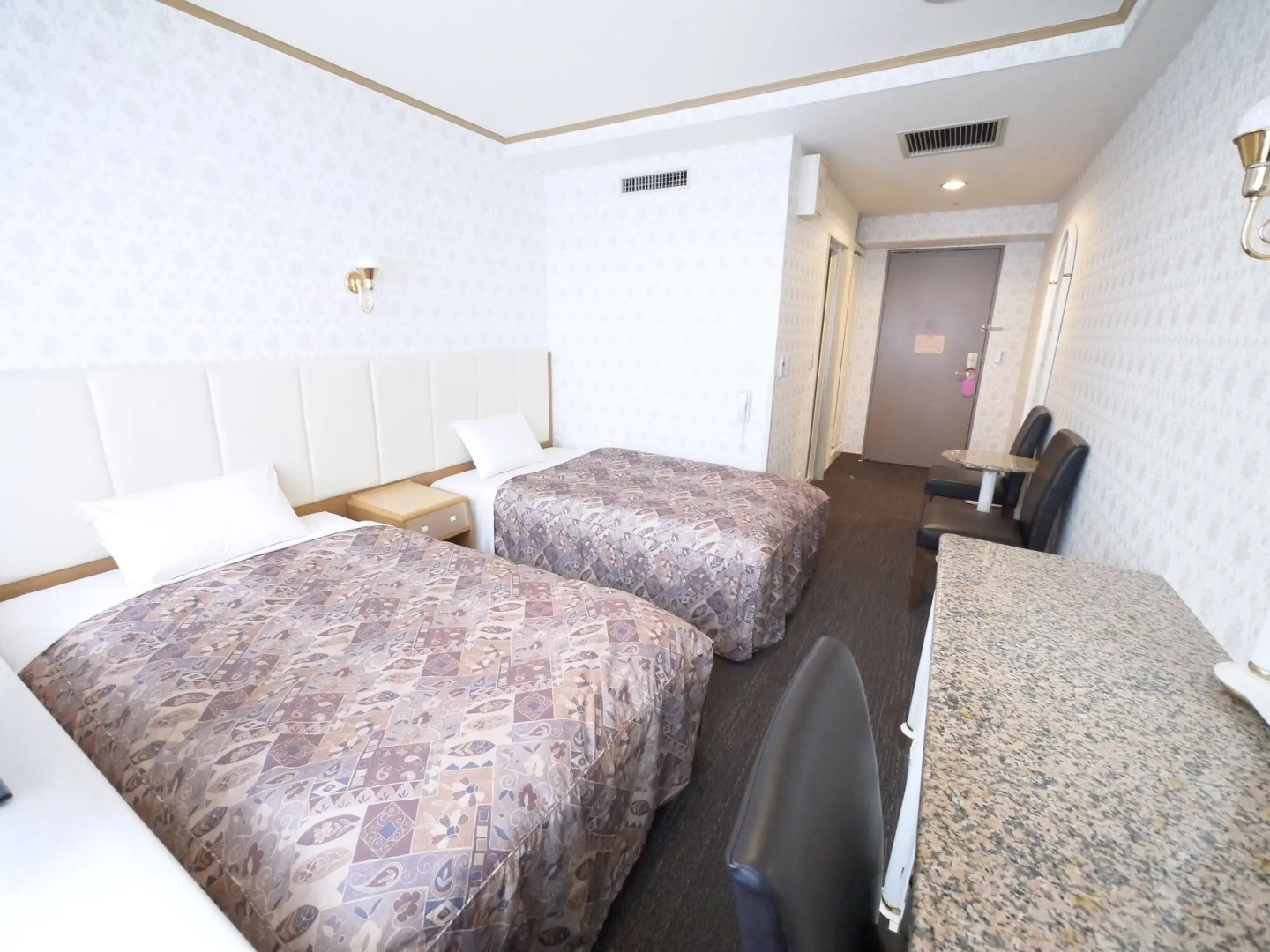U Community Hotel