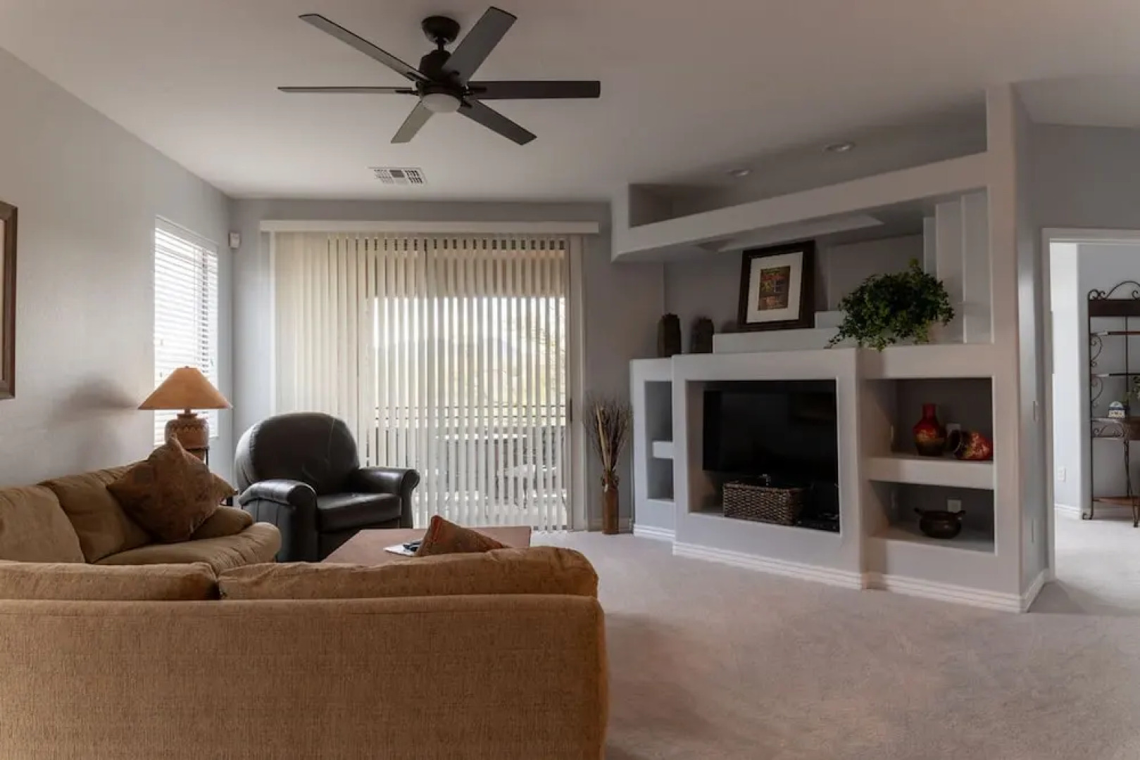 Sunset Sanctuary 3BR by Casago