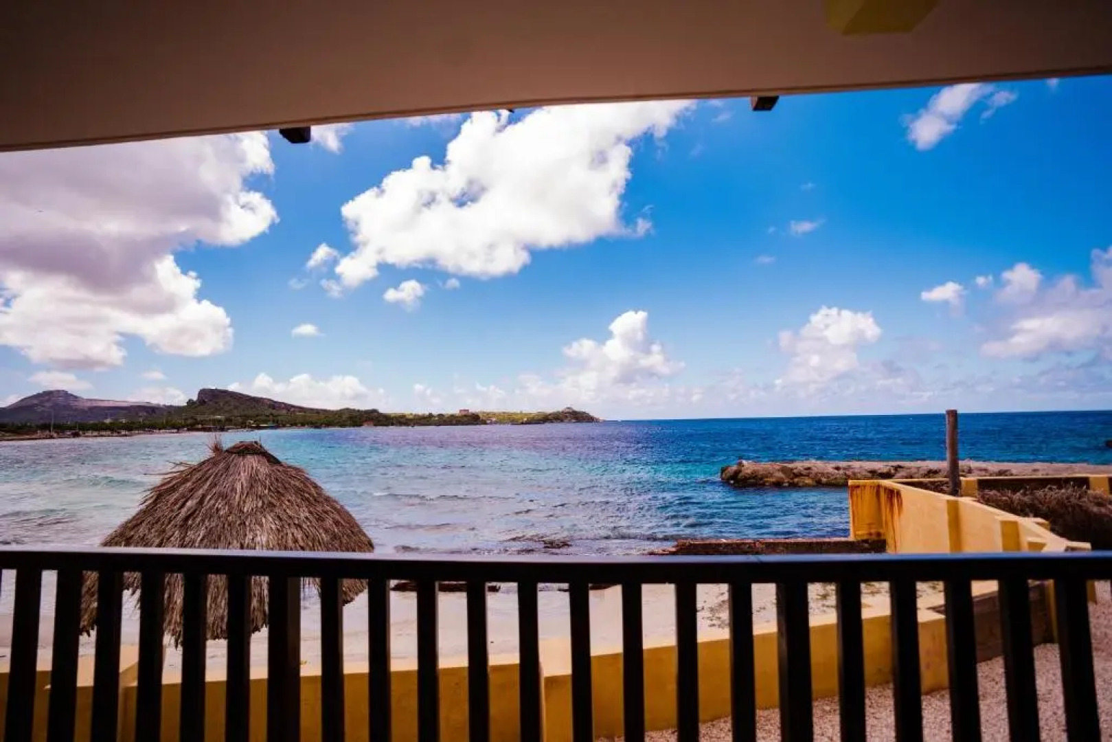 Beach Front And Beautiful 2 Bedroom Suite 21