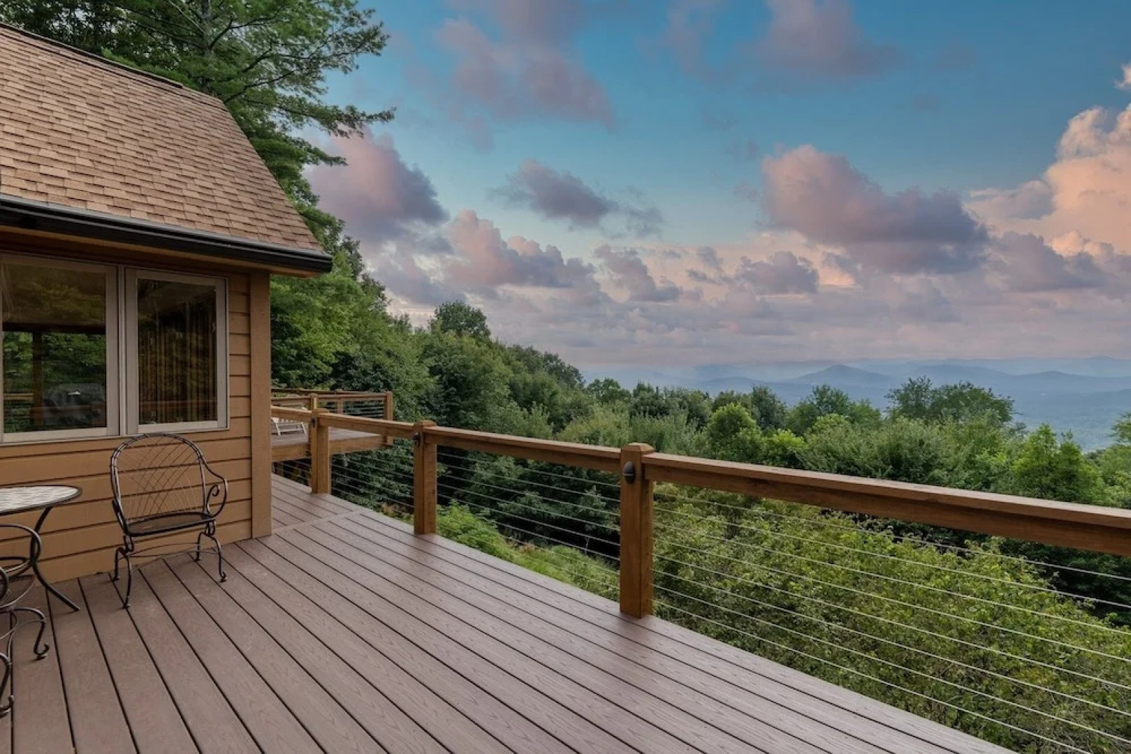 Sunset Peaks - 3 Br Home