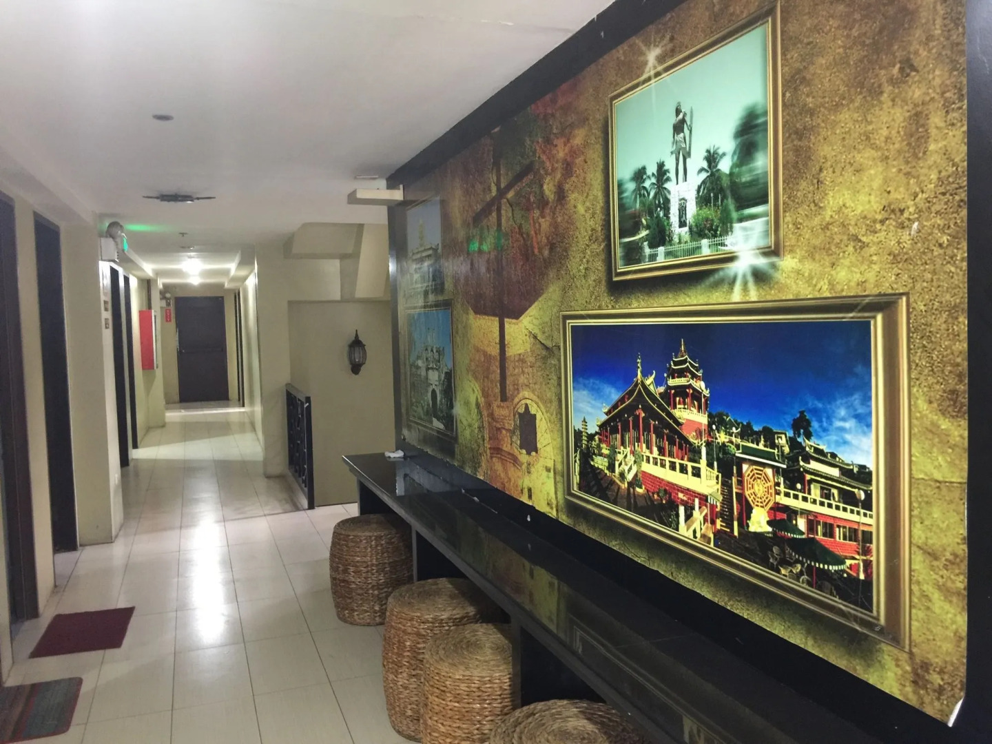 Sampaguita Suites Plaza Garcia