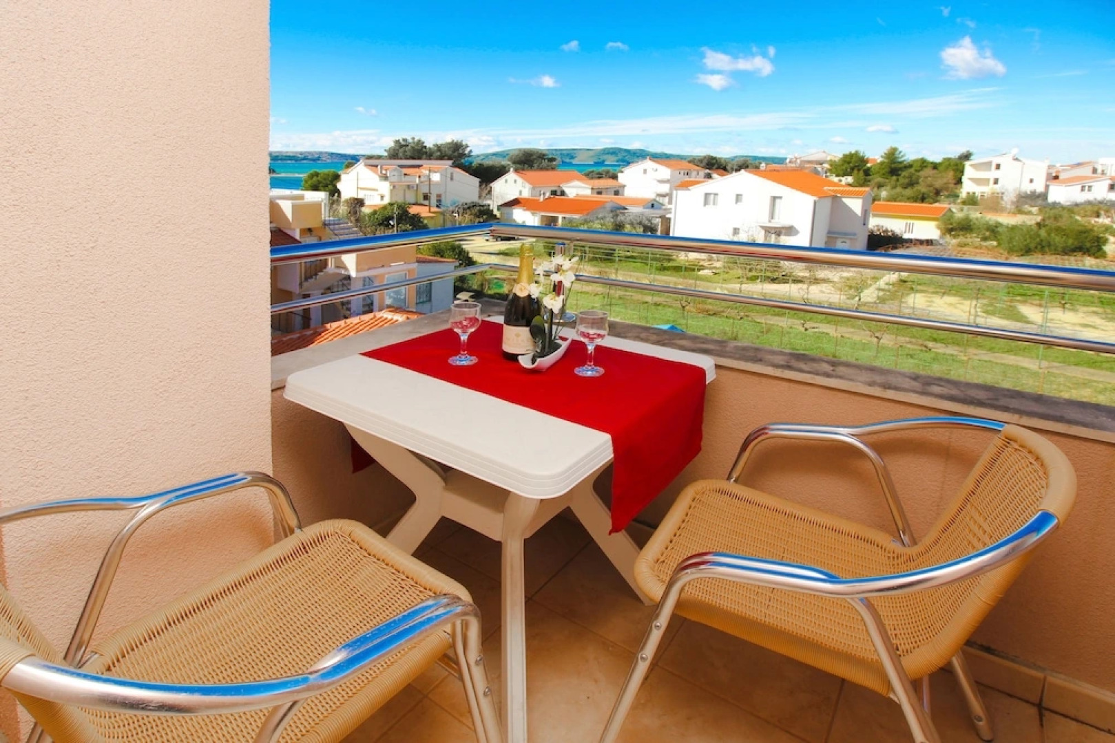 Pansion Zlatna Ribica