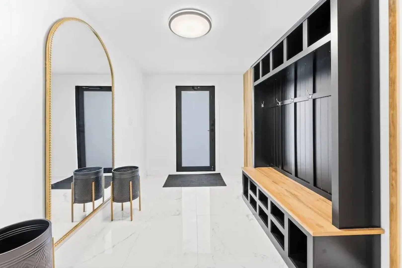 Luxury poolside paradise