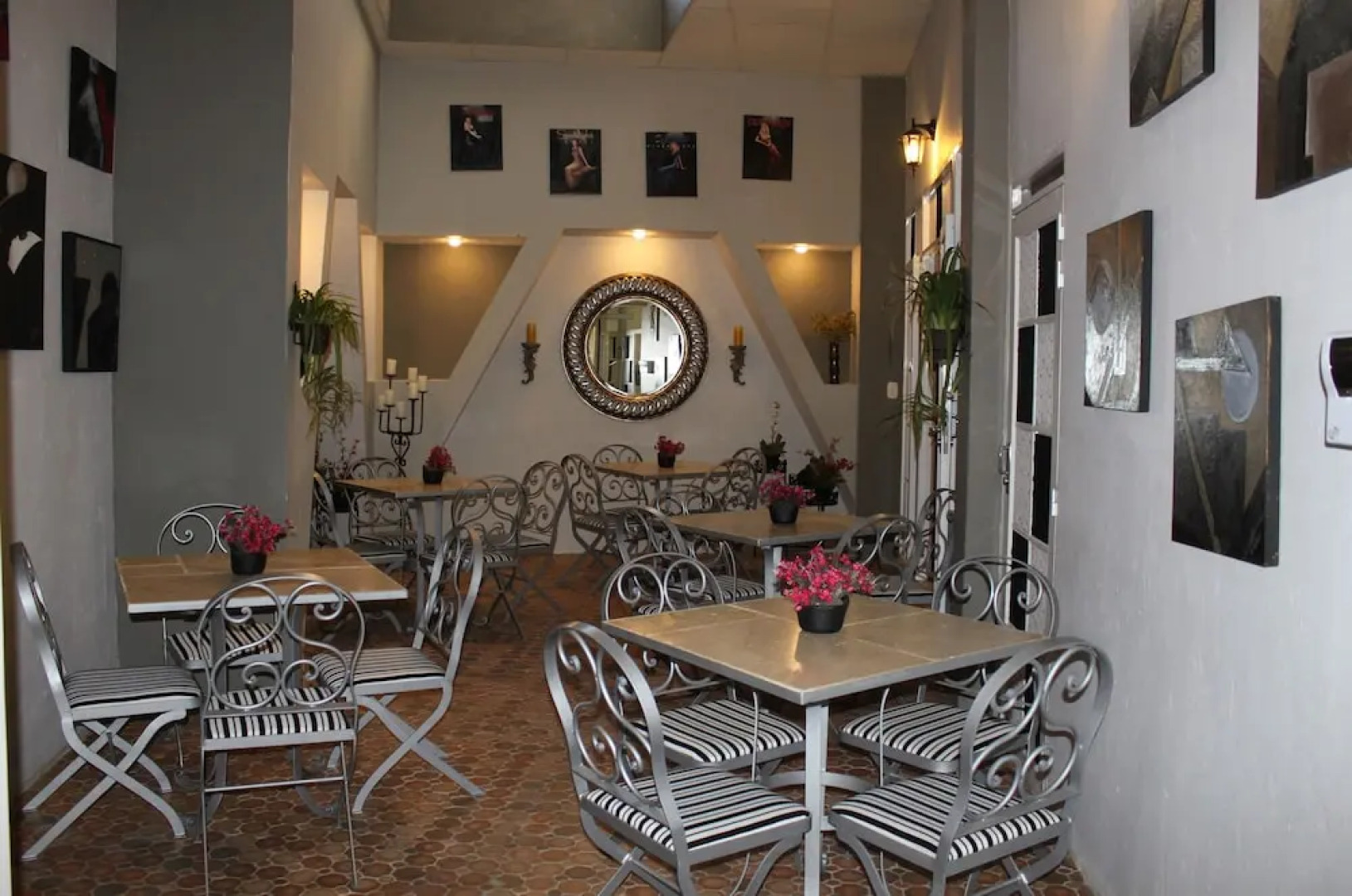 Victorias Park Hotel