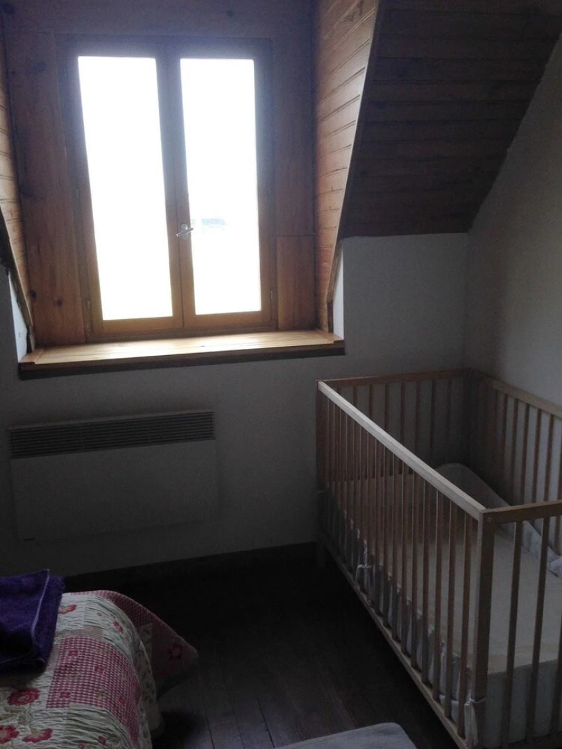 Apartment With 3 Bedrooms in Lortet, With Pool Access and Wifi - 40 km