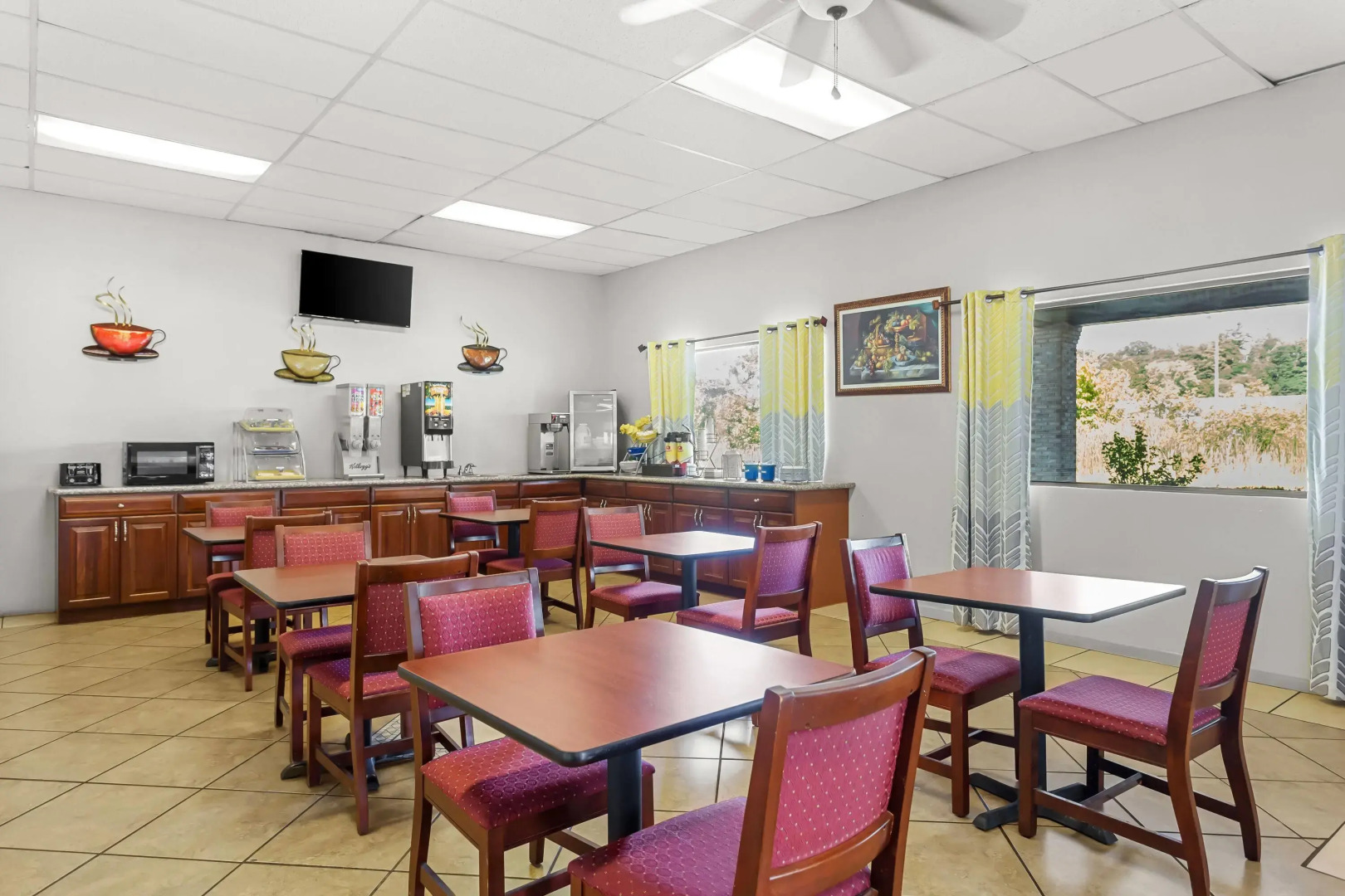 Days Inn by Wyndham Huntington