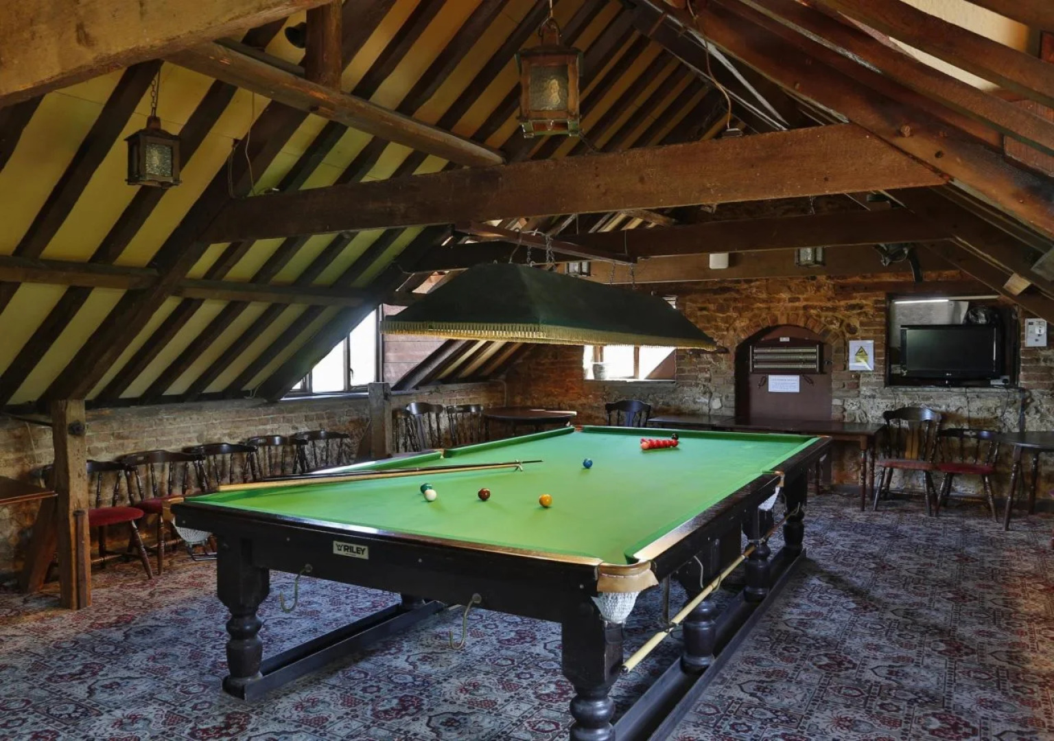 Knights Hill Hotel & Spa