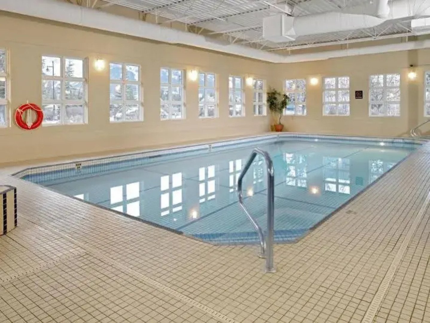 Radisson Hotel & Conference Center Canmore