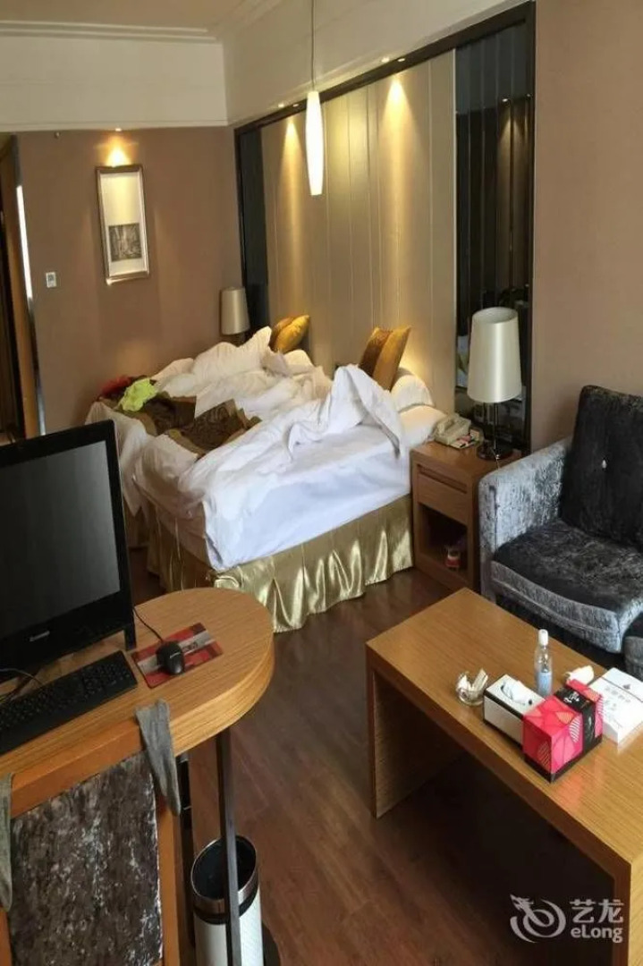 Xishuangbanna Harbour Side International Hotel