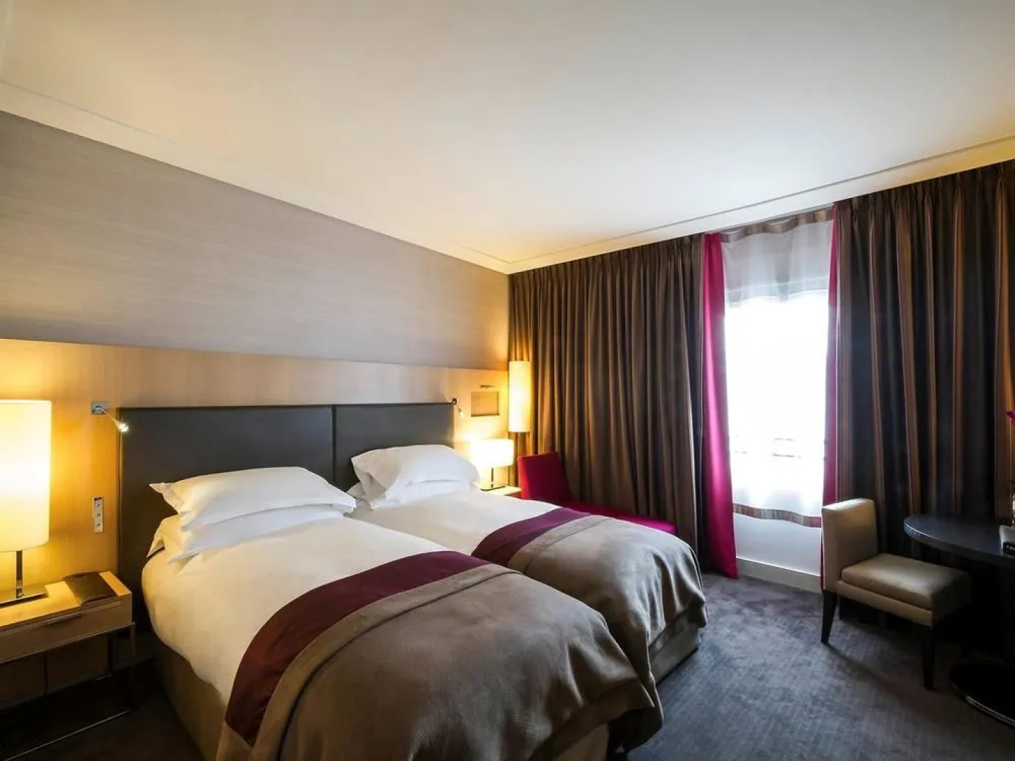 Nest Hotel Paris la Défense - MGallery Collection