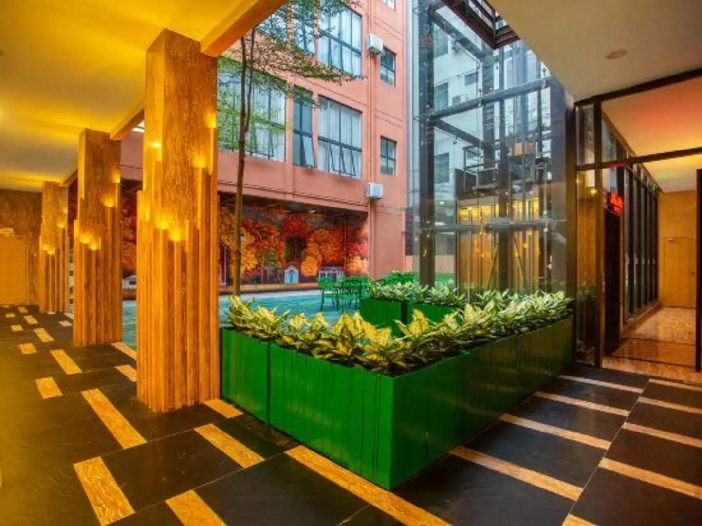 Qionghai Shengwei Hotel (Yinhai Road Branch)