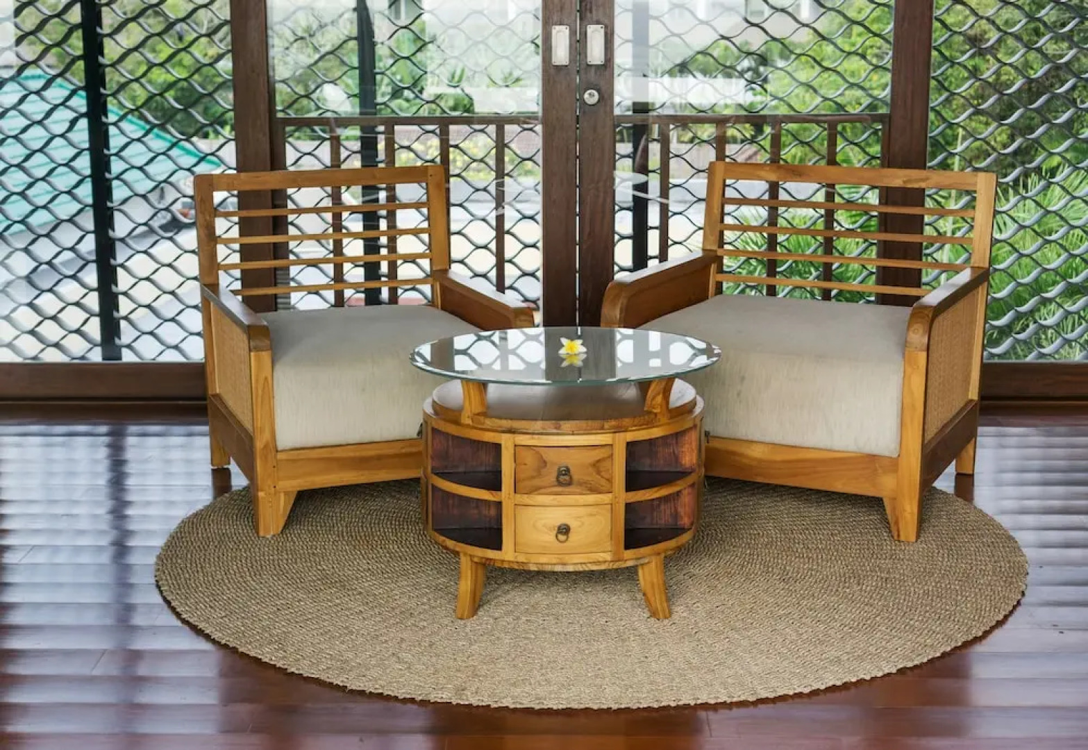 Wonderful Oceanfront 3 Br Villa in Seminyak